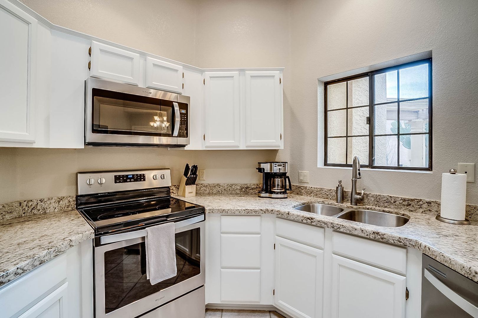 Scottsdale House: 9520 N 105th St