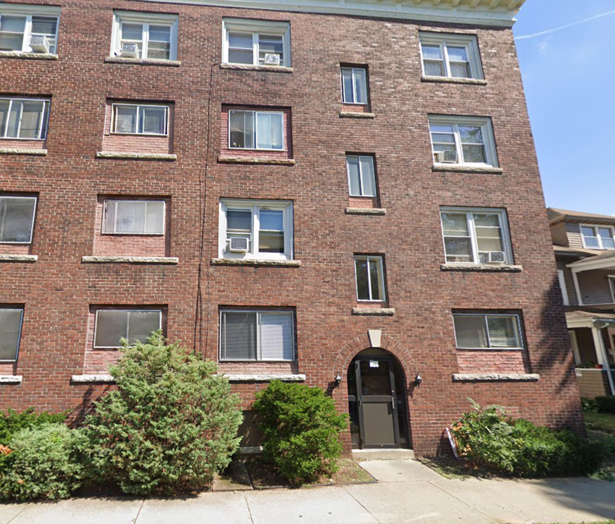 Springfield Apartment: 428-430 Belmont Ave / 39-43 Kenwood Ter