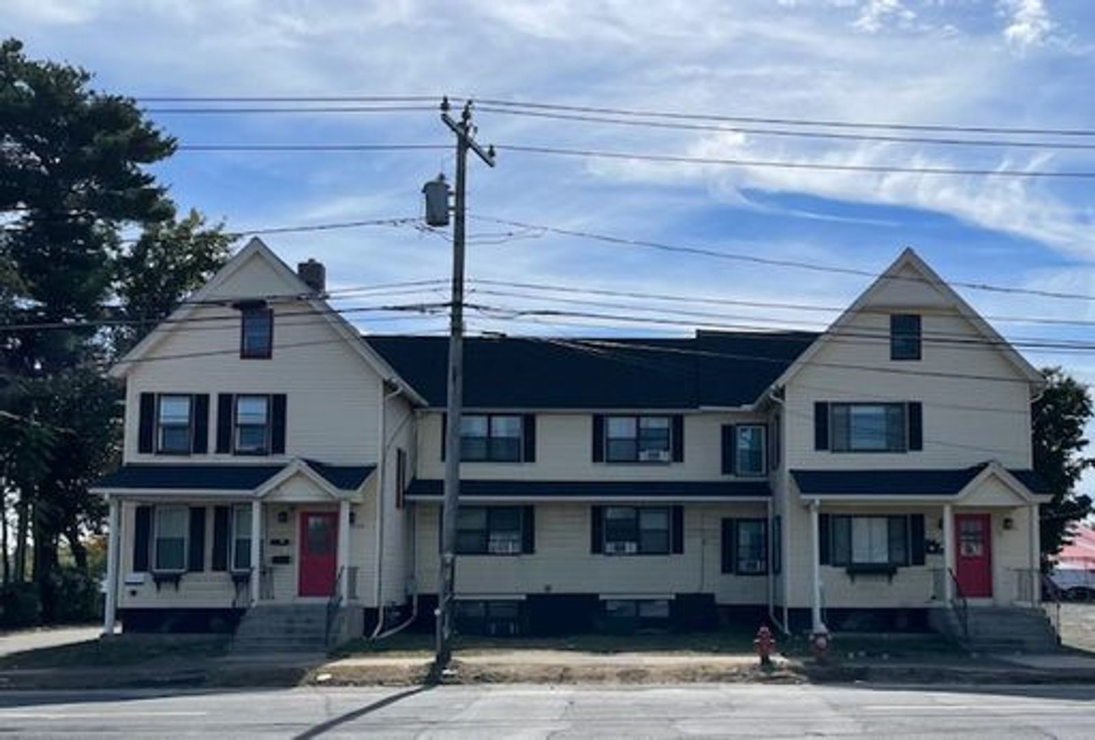 West Springfield Apartment: 1059-1071 Memorial Ave