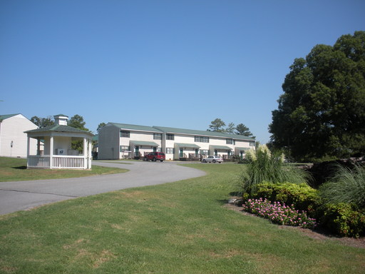 Call This Spacious Townhouse Home! 2 Bedroom 1.5 Bath
