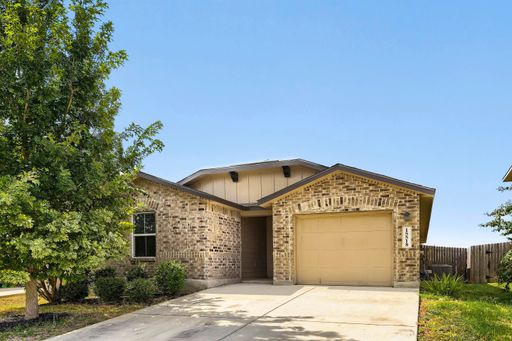 Beautiful 3-Bedroom, 2-Bathroom Single Story Home in Popular Redbird Ranch Subdivision. – photo 1