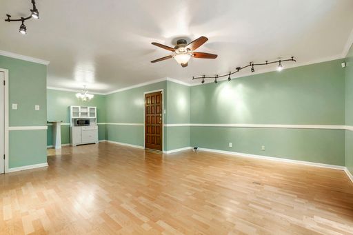 Prime Location! 2BR Condo in Alamo Heights ISD – photo 1