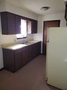 2 bed 1 bath Affordable – photo 1