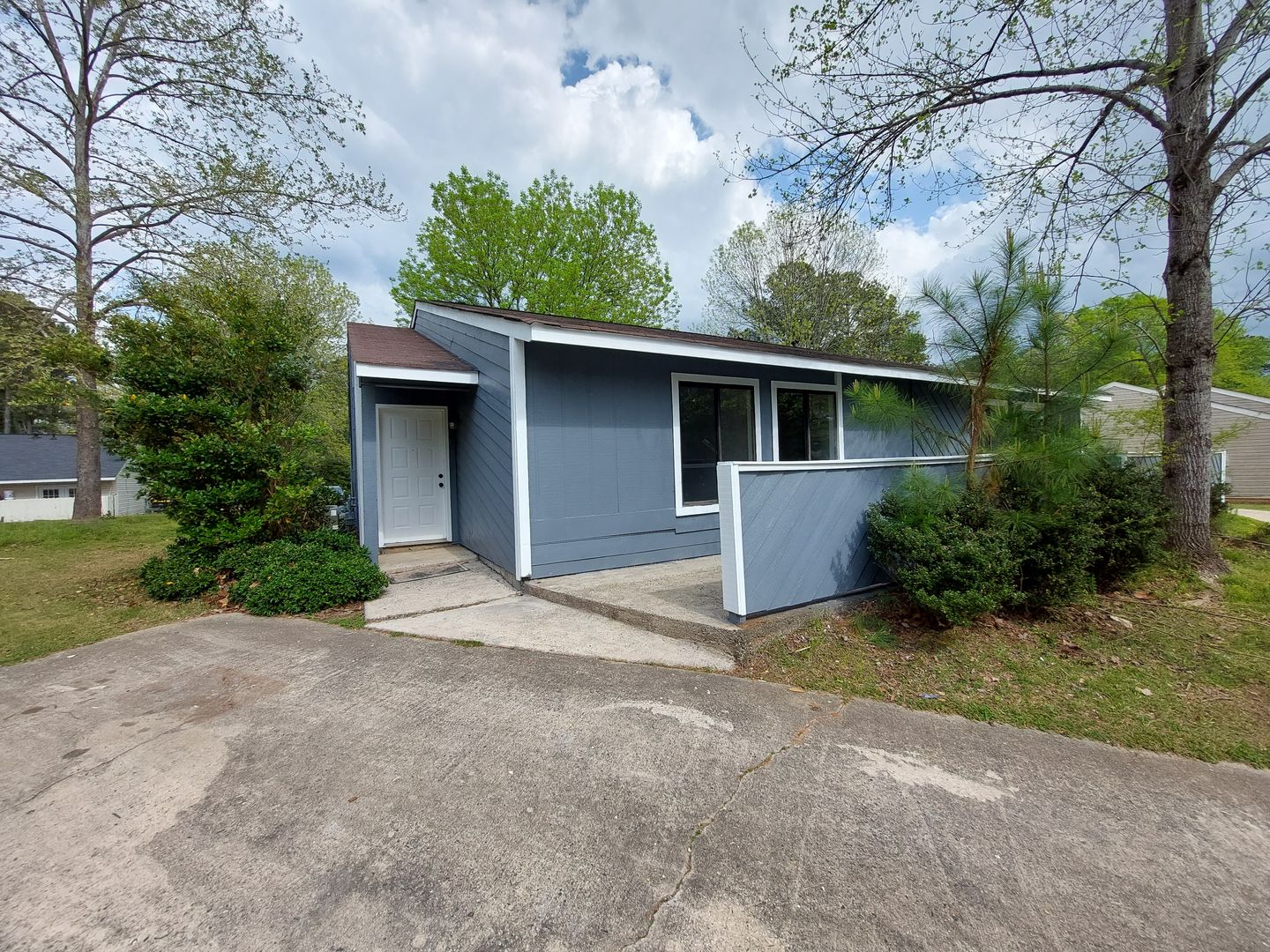 Peachtree City House: 106 Clearview