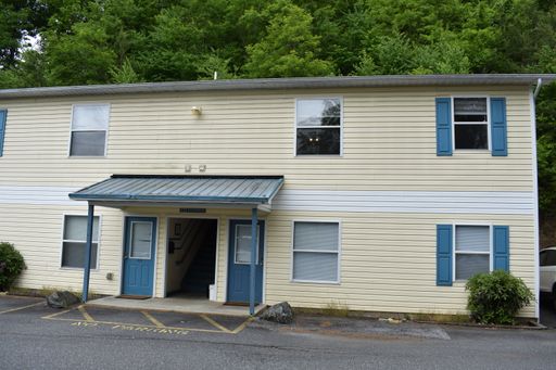 Two Bedroom Apartment Near Western Carolina University