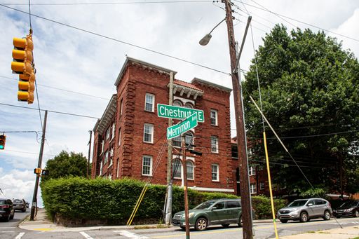 Amazing location! Right on Merrimon across from Trader Joe's! – photo 1