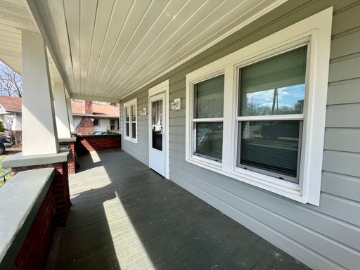 Charming 2 bedroom, 1 bathroom duplex in West Asheville – photo 1