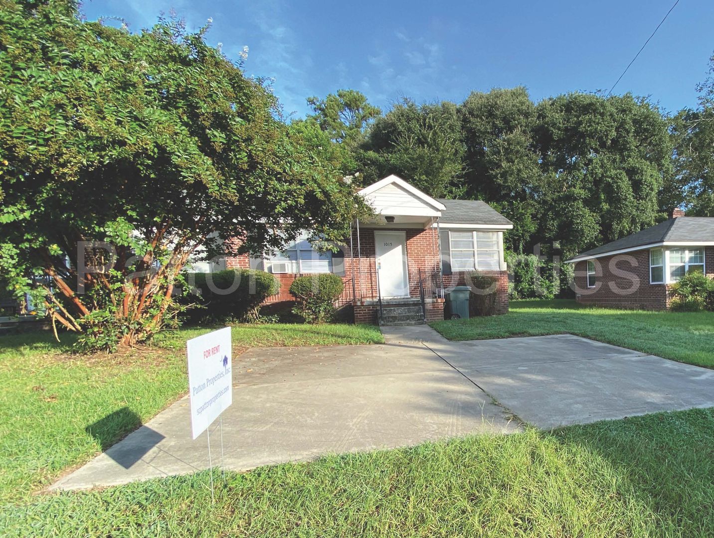 Columbia Apartment: 1013-1015 Munsen Springs Drive