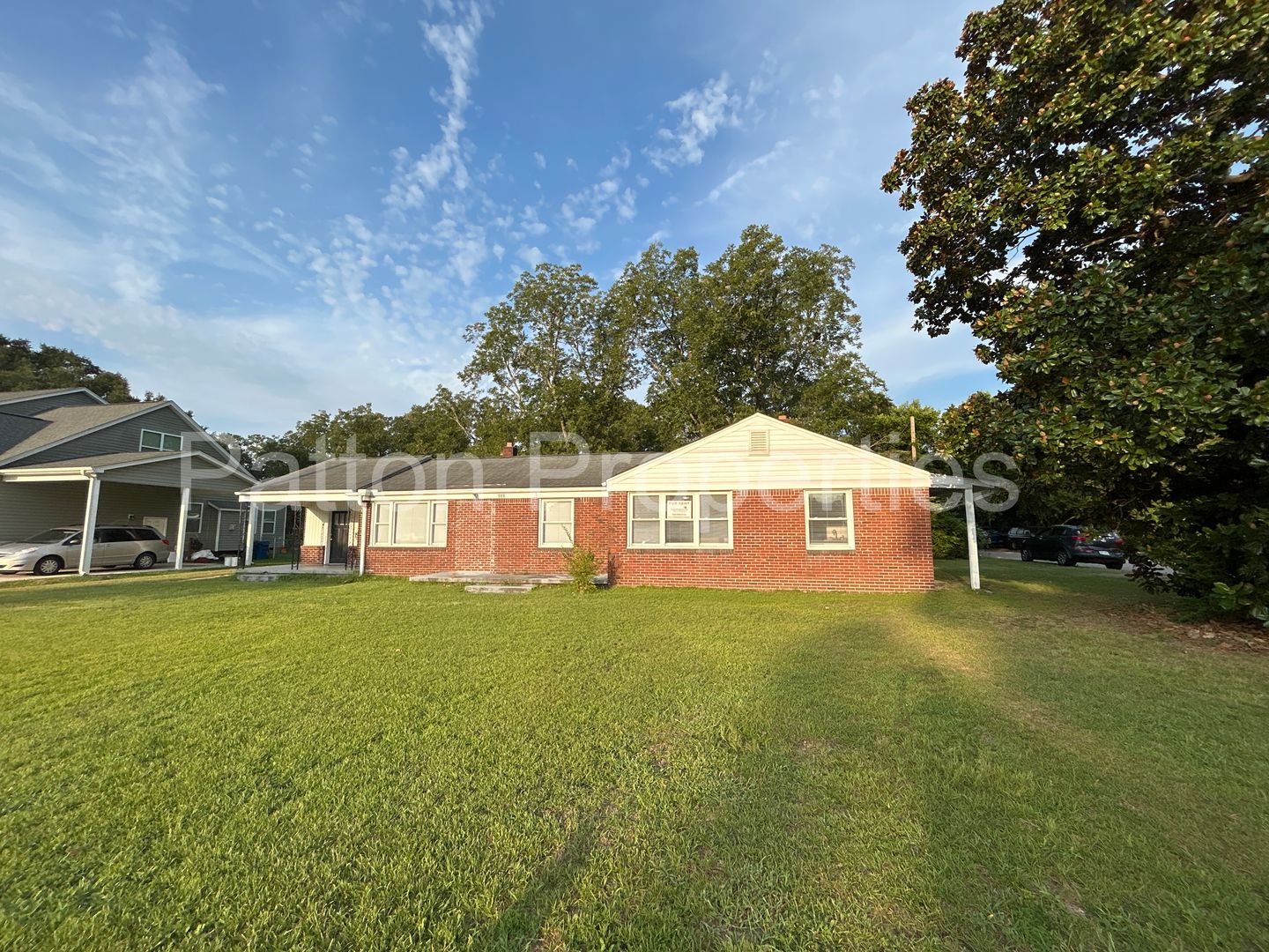 West Columbia Apartment: 999 Seminole Drive A & B
