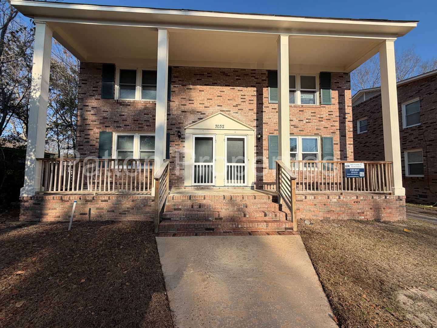 Columbia Apartment: 7032 Fairmont Road