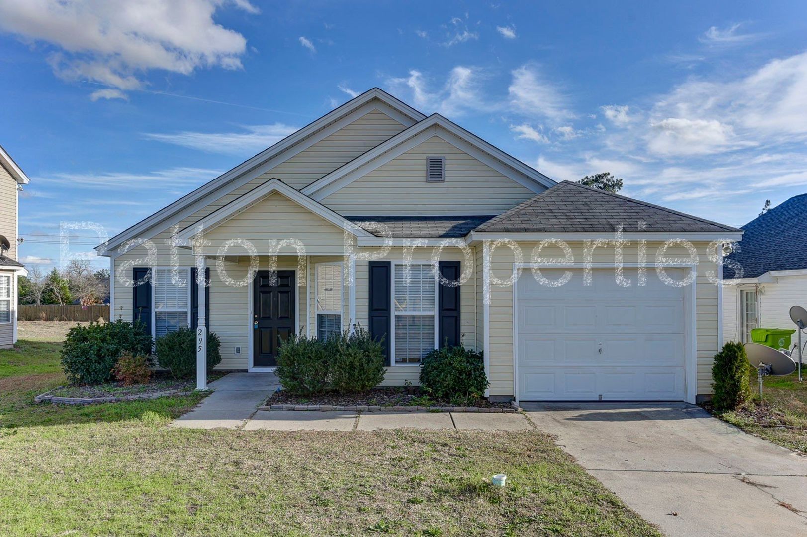 Columbia House: 295 Legend Oaks Drive