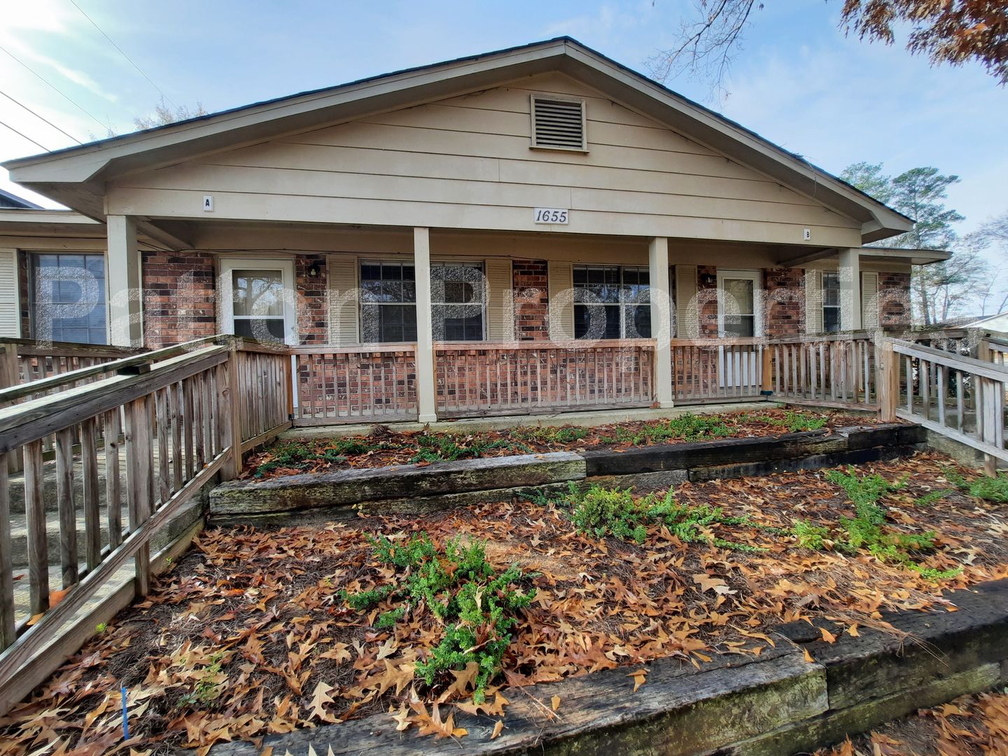 Columbia Apartment: 1655 S. Beltline Blvd.