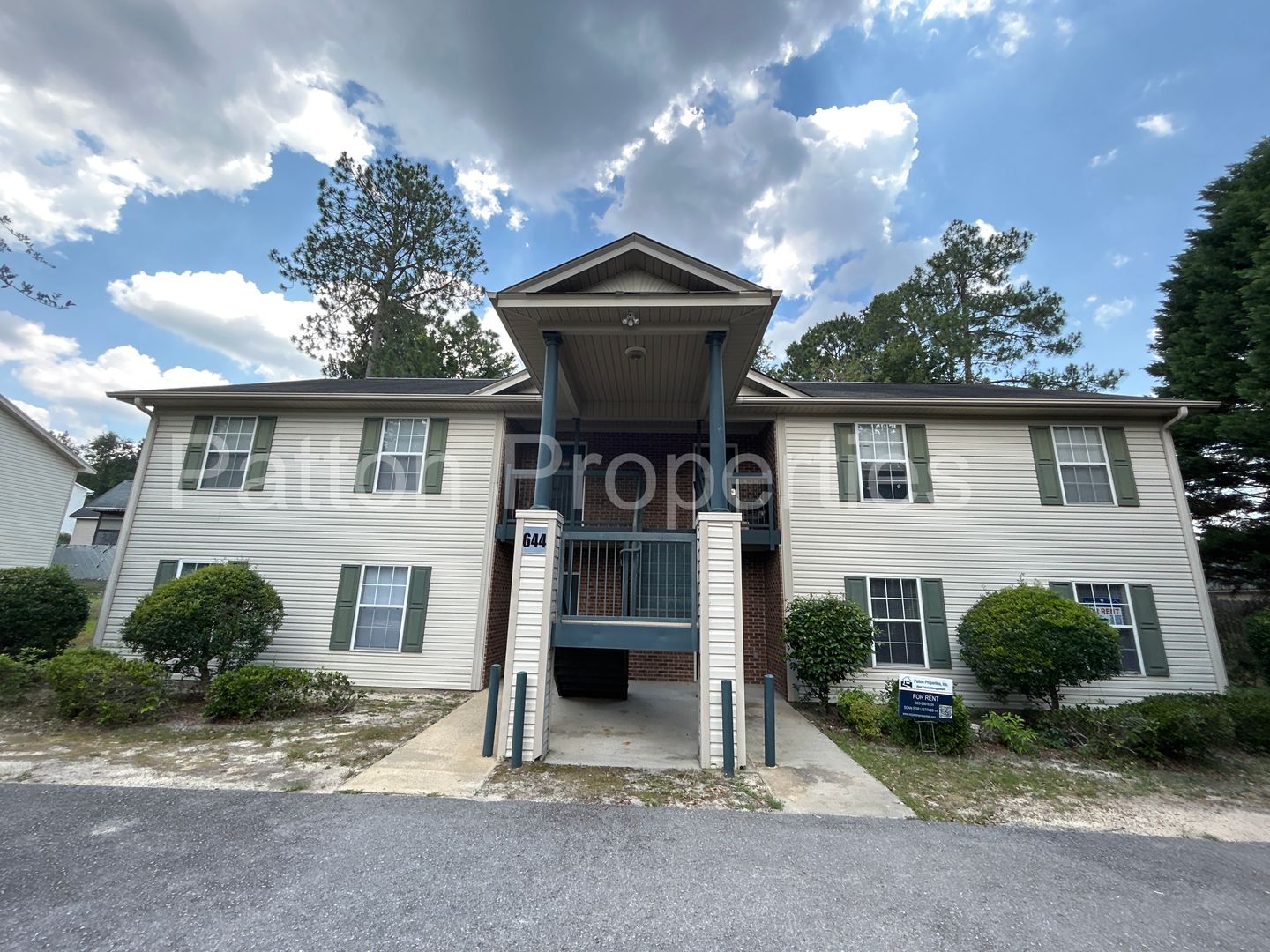 Lexington Apartment: 644 Old Orangeburg Rd.