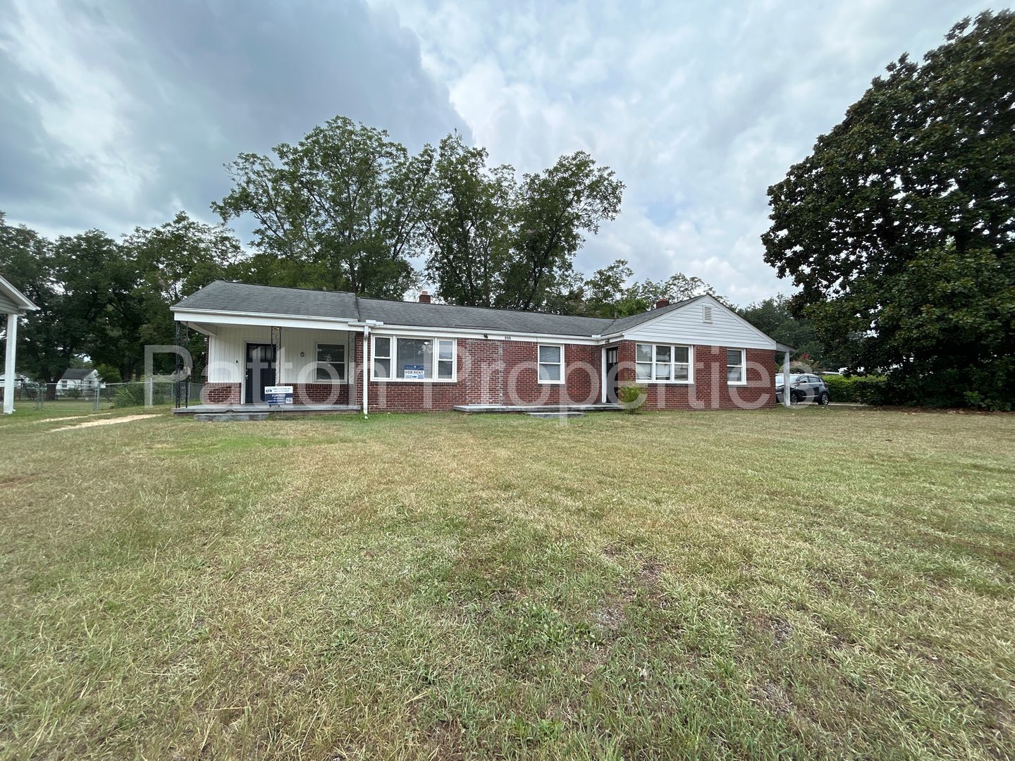 West Columbia Apartment: 999 Seminole Drive A & B