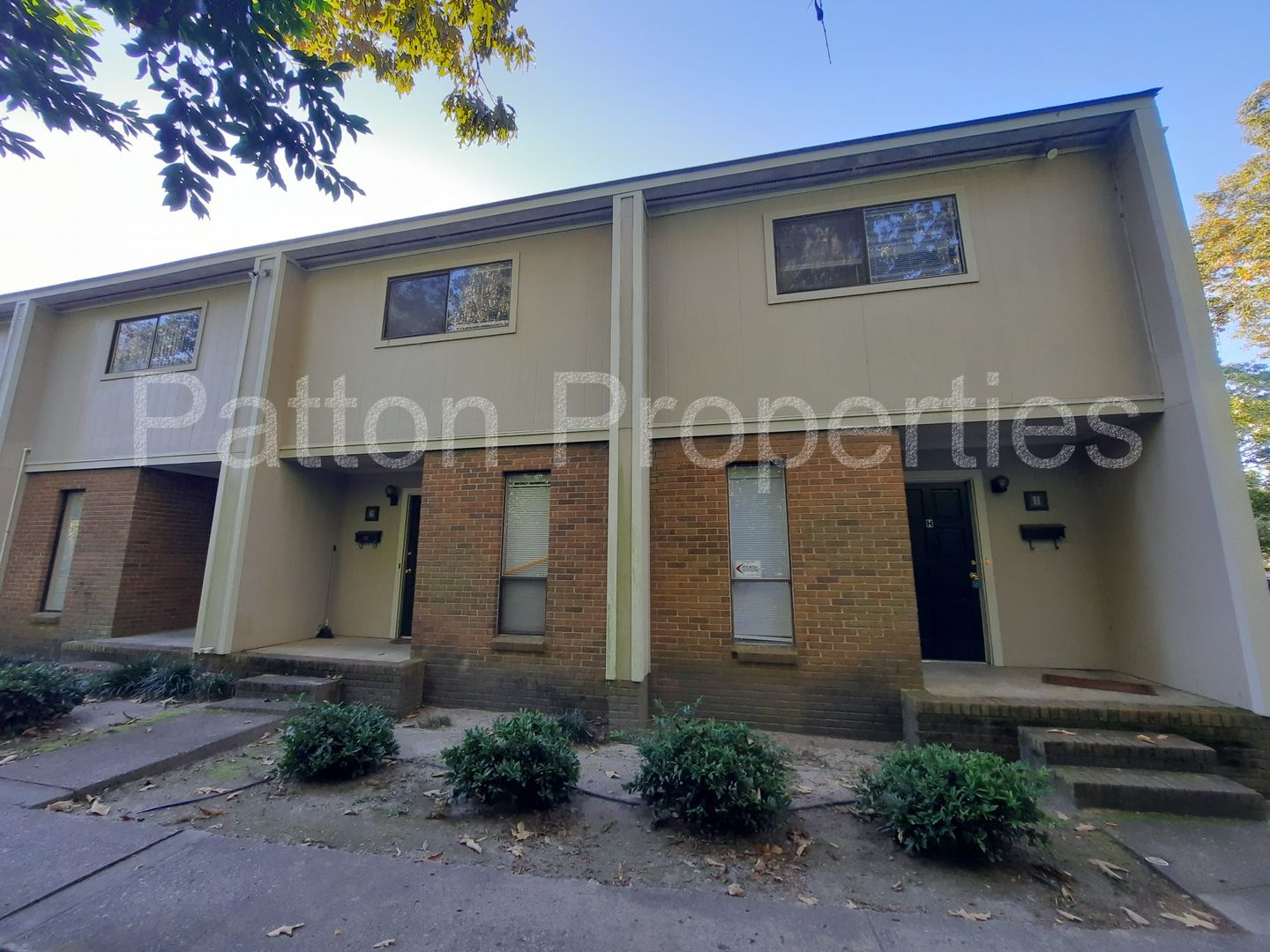Columbia Apartment: 828 Suber Street
