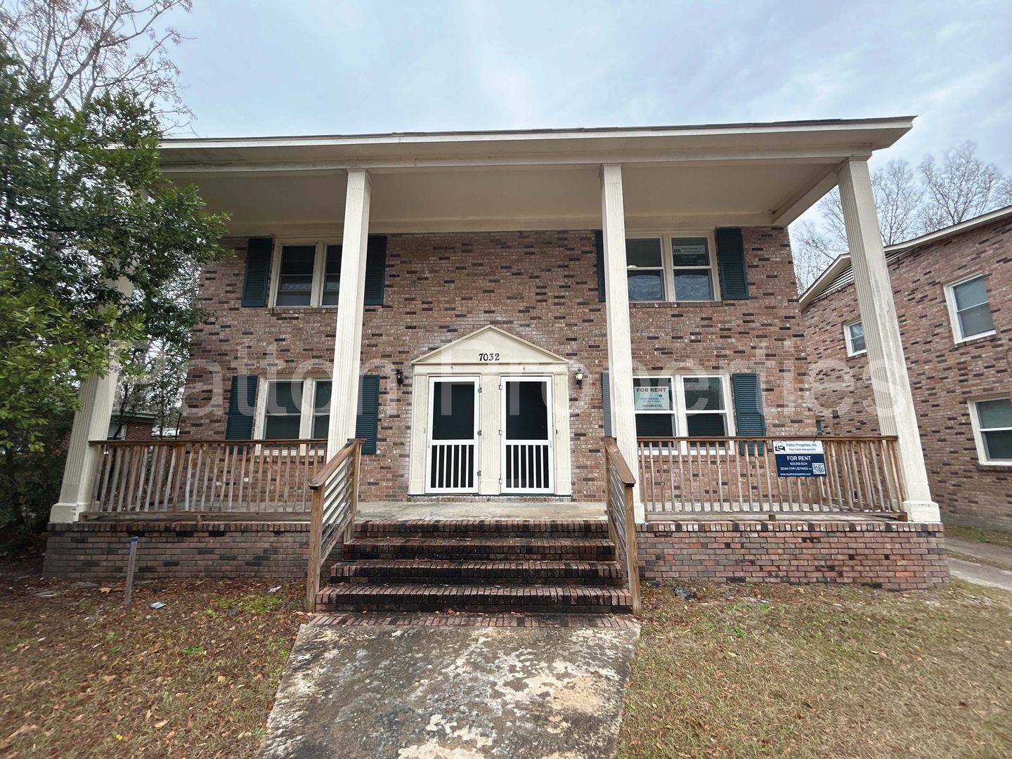 Columbia Apartment: 7032 Fairmont Road