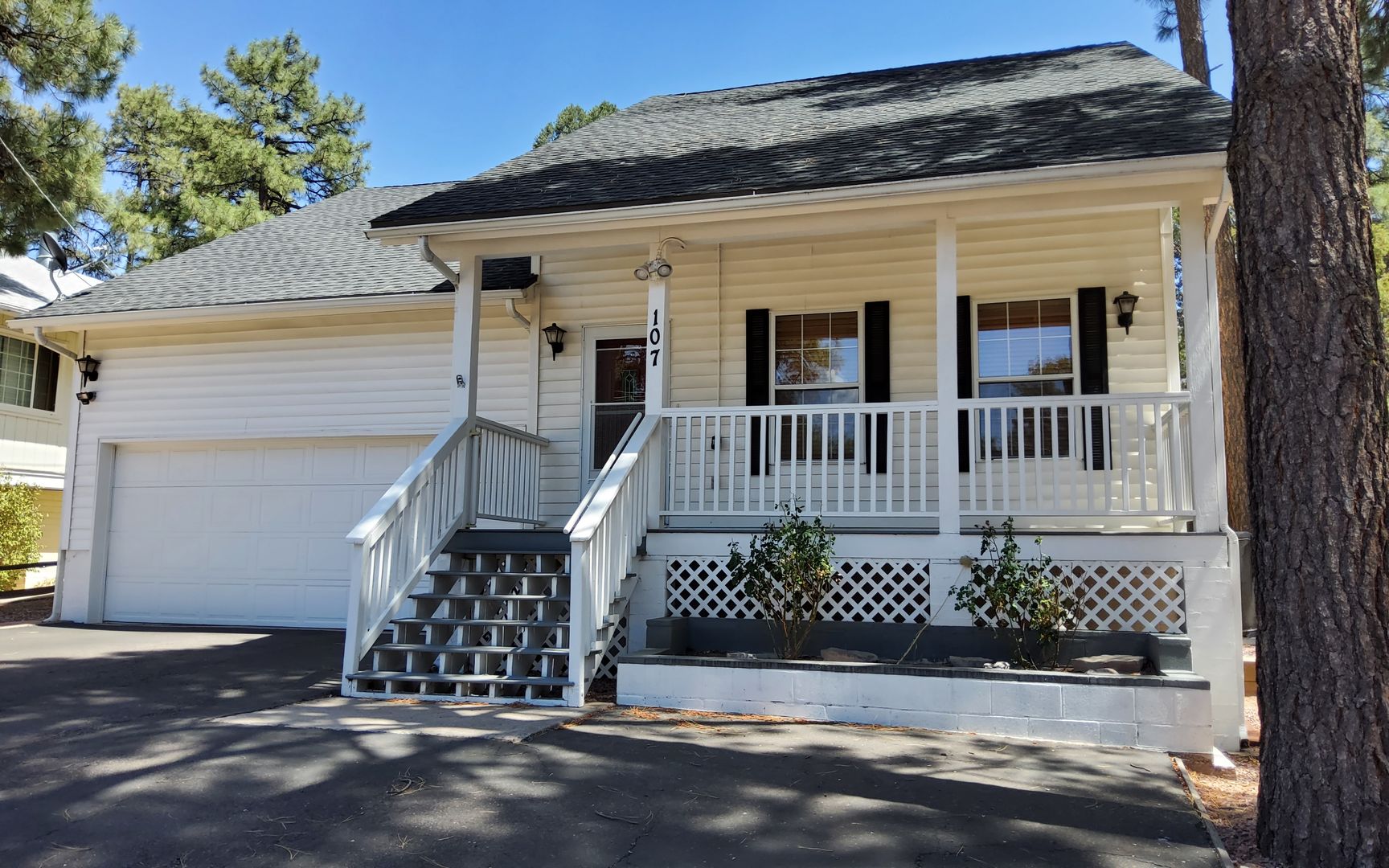 Payson House: 107 W Sherwood Dr