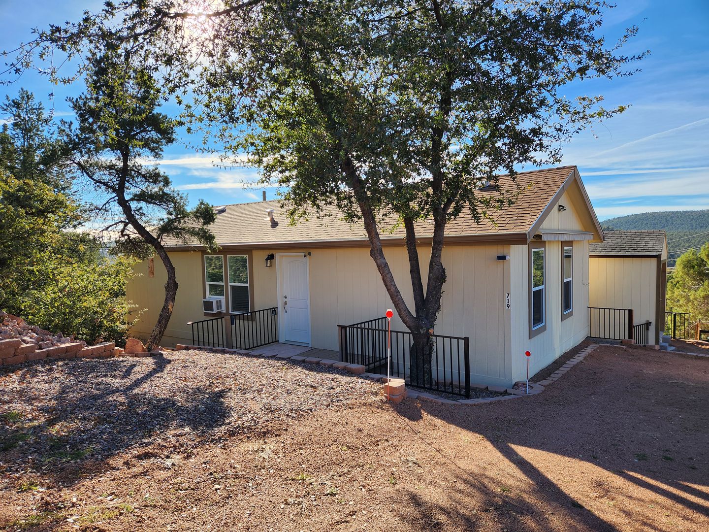 Payson House: 719 W Summit St