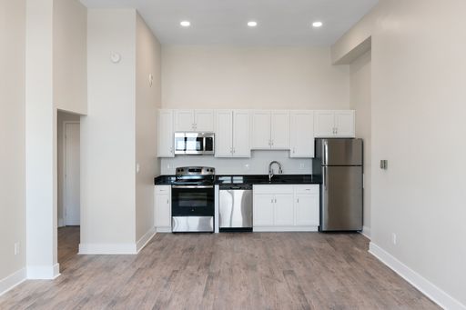 A2 (One Bedroom / One Bathroom) – photo 1