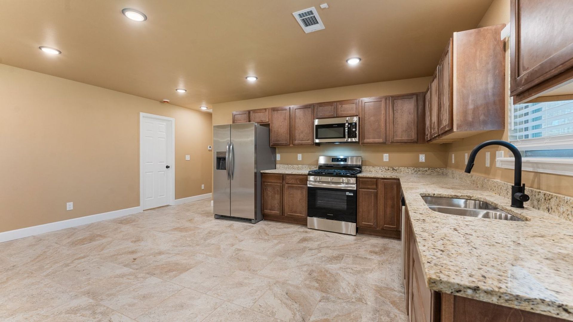 Farmington Apartment: Nature Lane