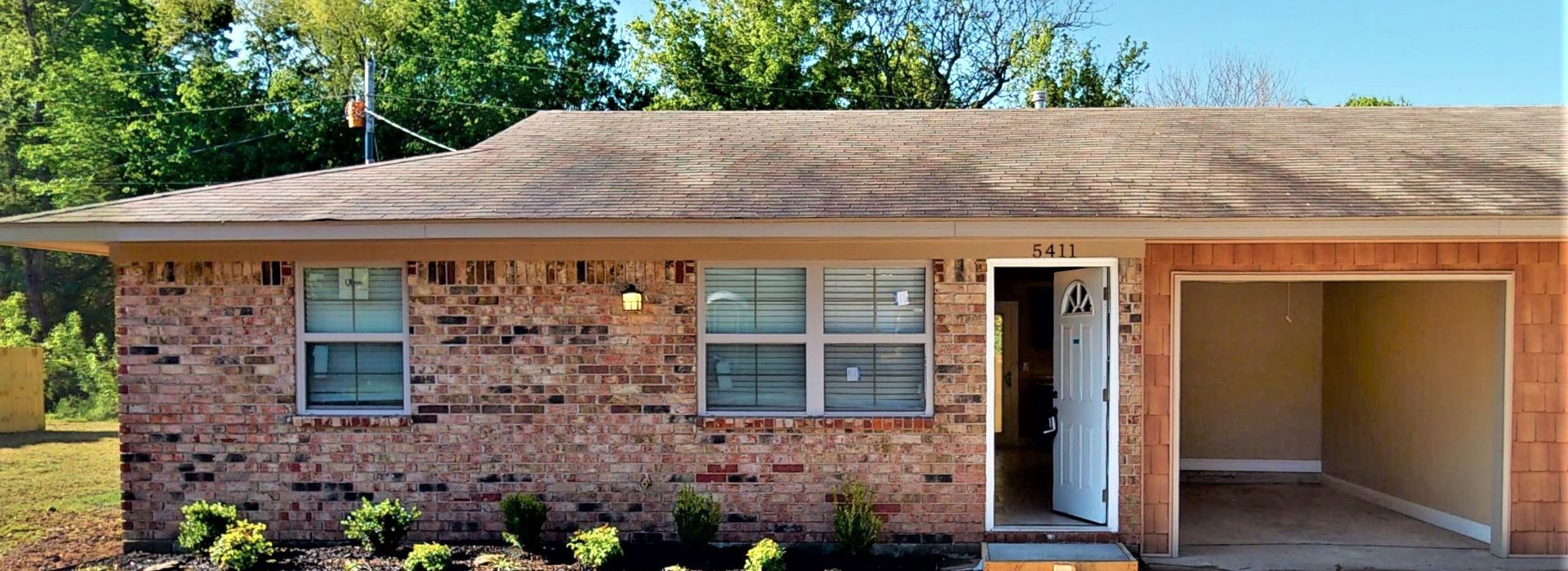 Fayetteville Apartment: Clevenger Drive