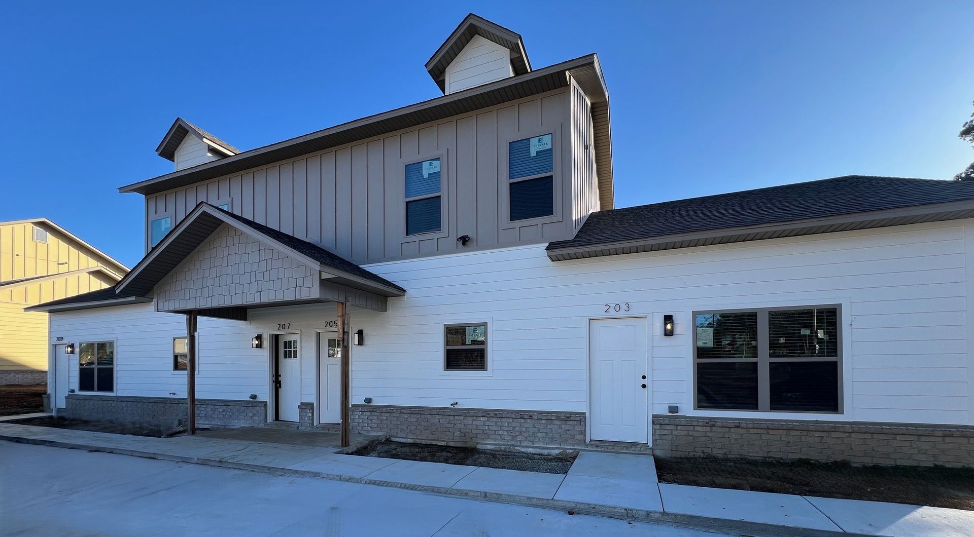 Fayetteville Apartment: 12TH STREET TOWNHOMES OF FAYETTEVILLE LLC