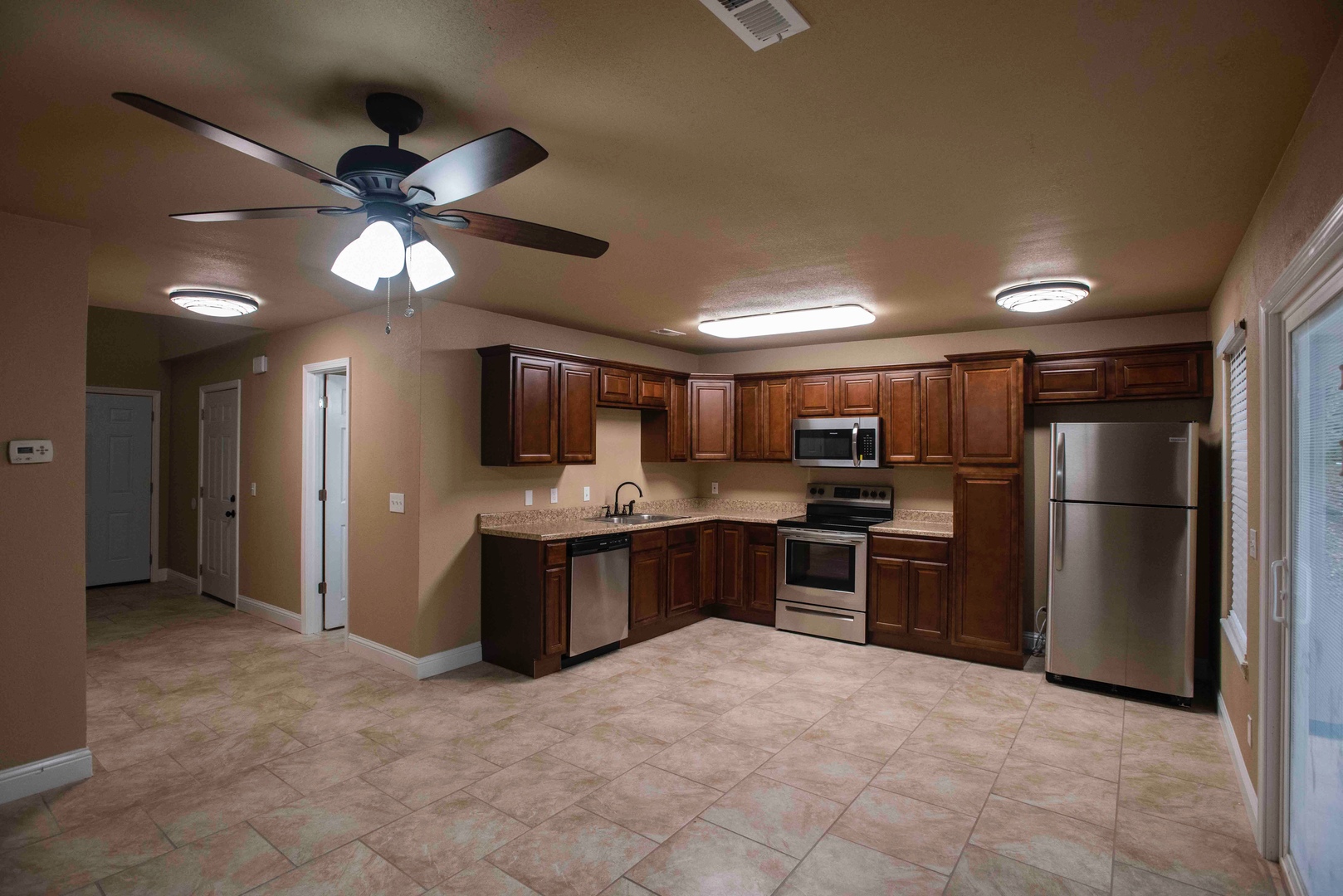 Fayetteville Apartment: N Dawn Drive