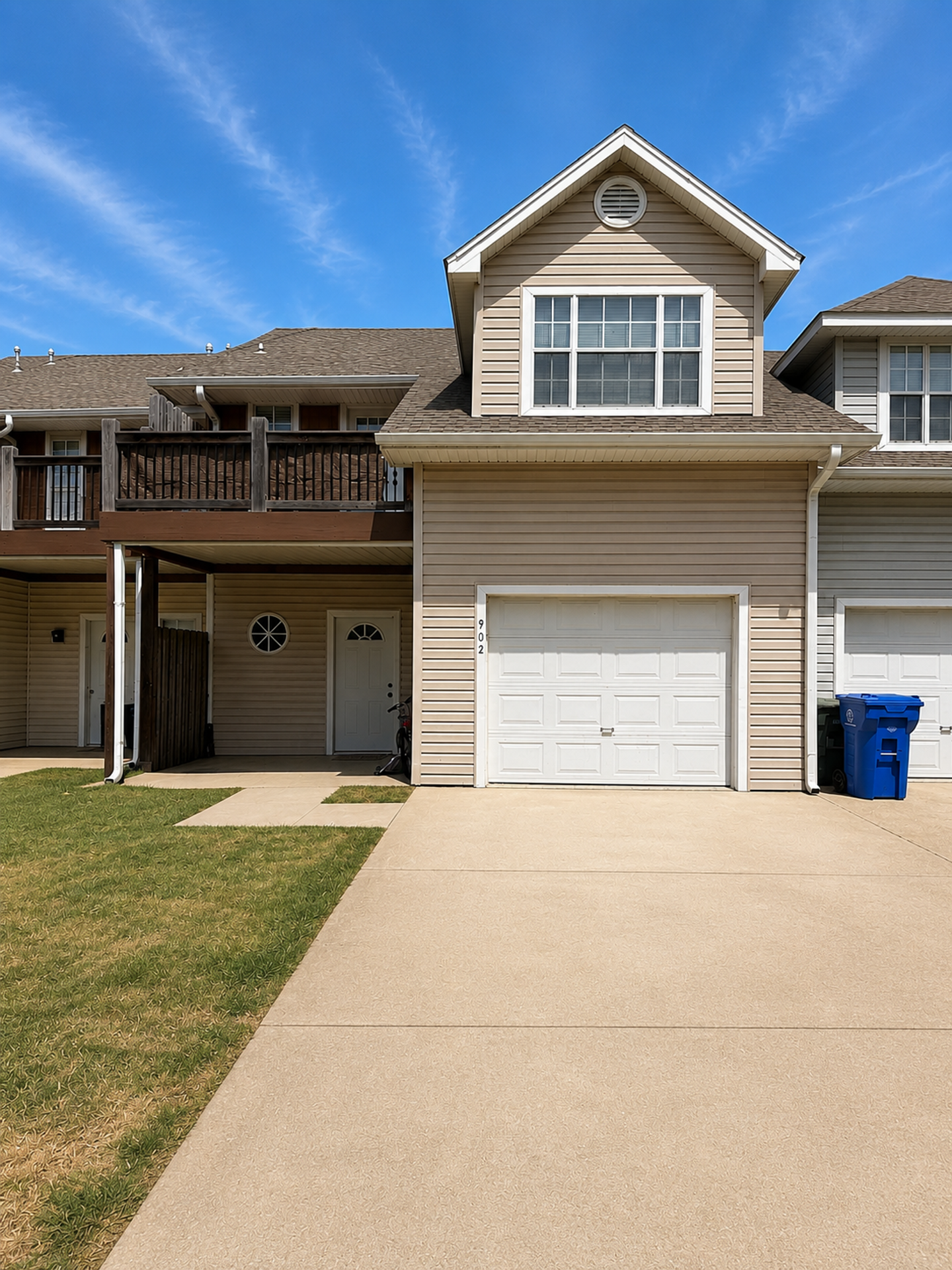 Fayetteville Townhome: 902 West Melmar