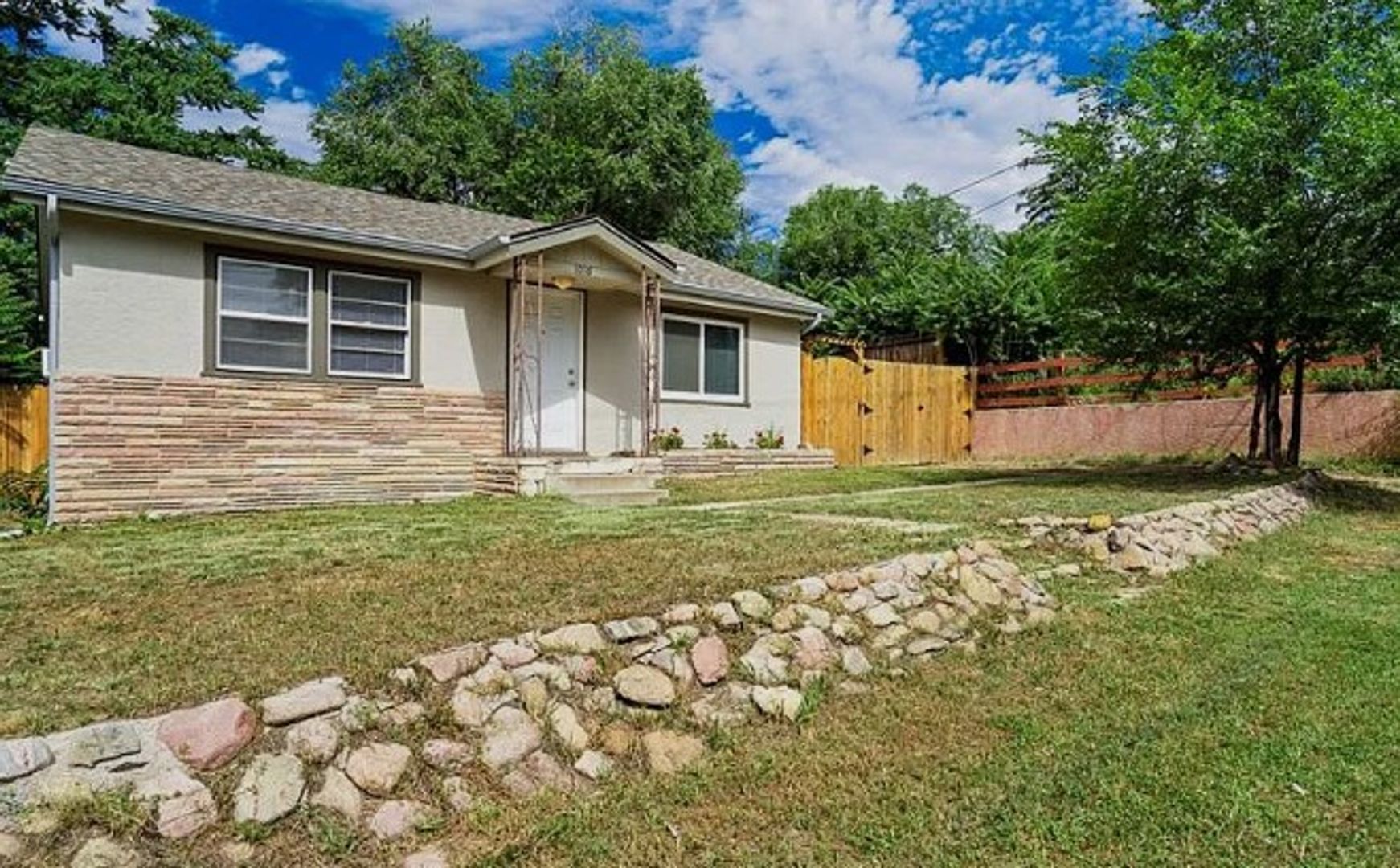 Colorado Springs House: 1016 Bennett Ave