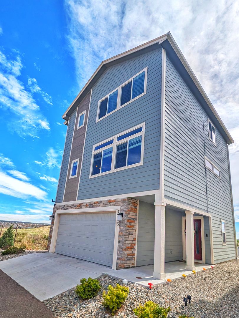 Colorado Springs House: 7443 Gorgeted Quail Grove