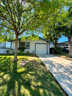 Adorable 2 bedroom 1 Bath Unit for Rent – photo 1