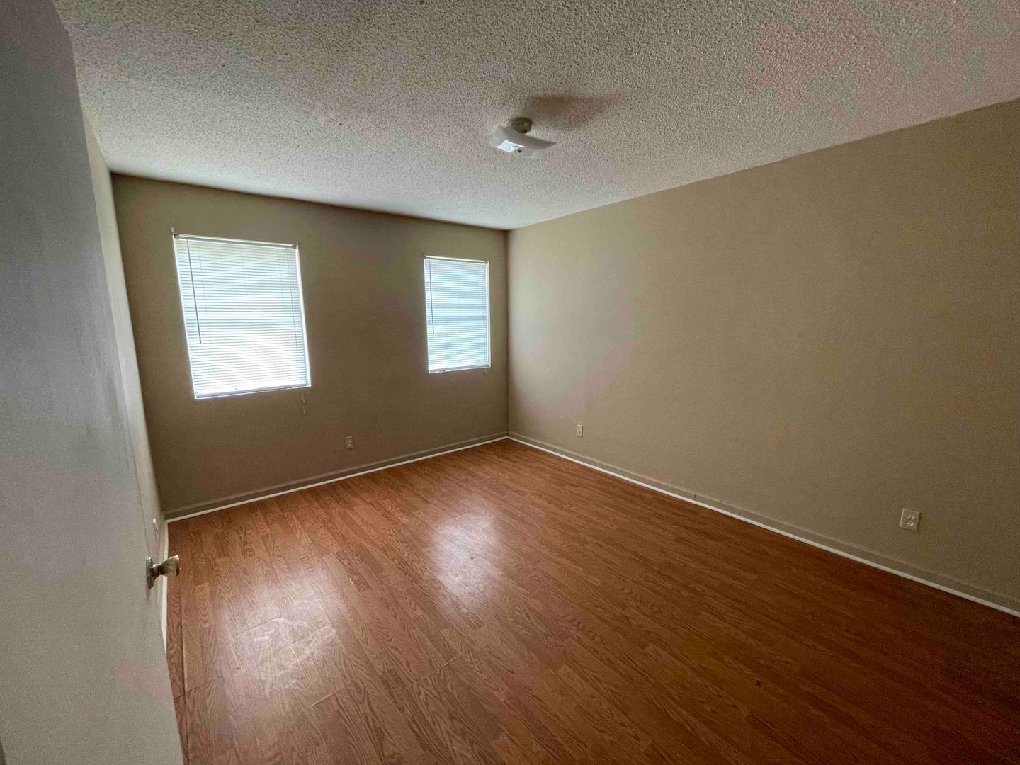 Fulton Apartment: 1005 Airport Rd