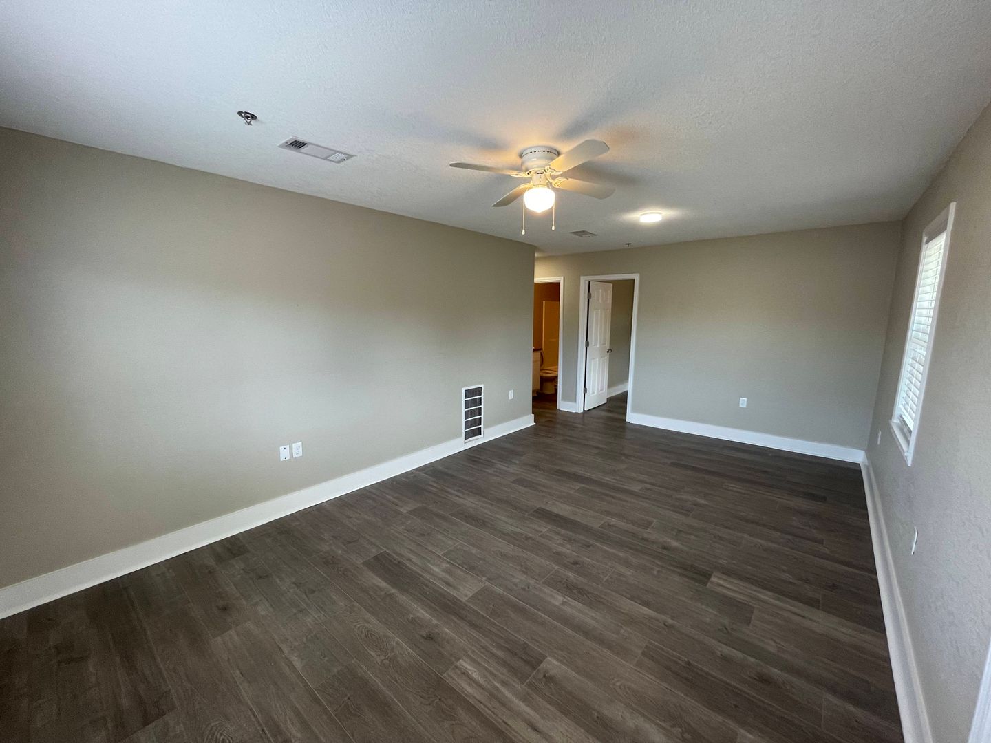 Jonesboro Apartment: 2420 Dudley St