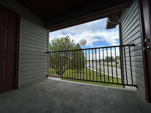 Riverton Apartments