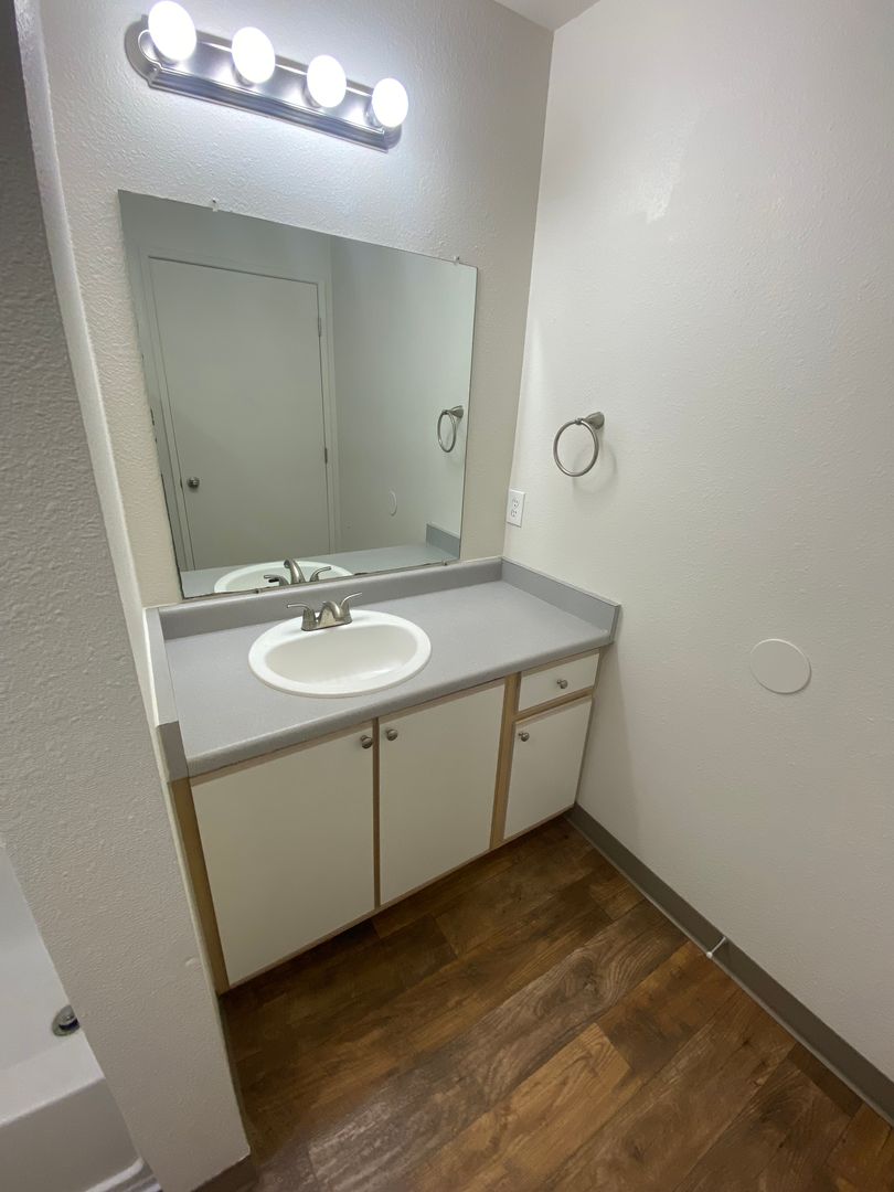 Steeple Chase Apartments, LLC 4 of 17