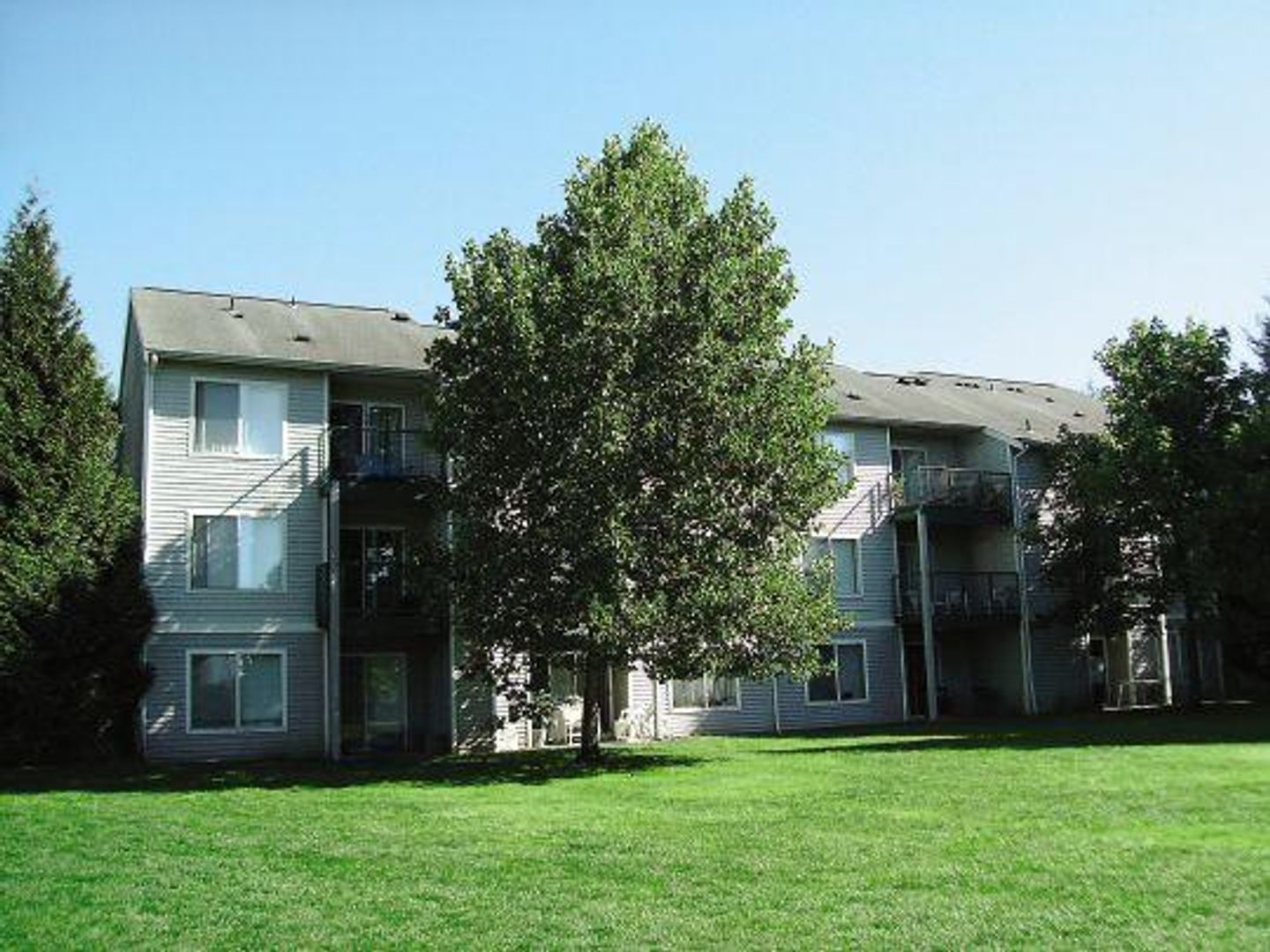 Steeple Chase Apartments, LLC 9 of 12