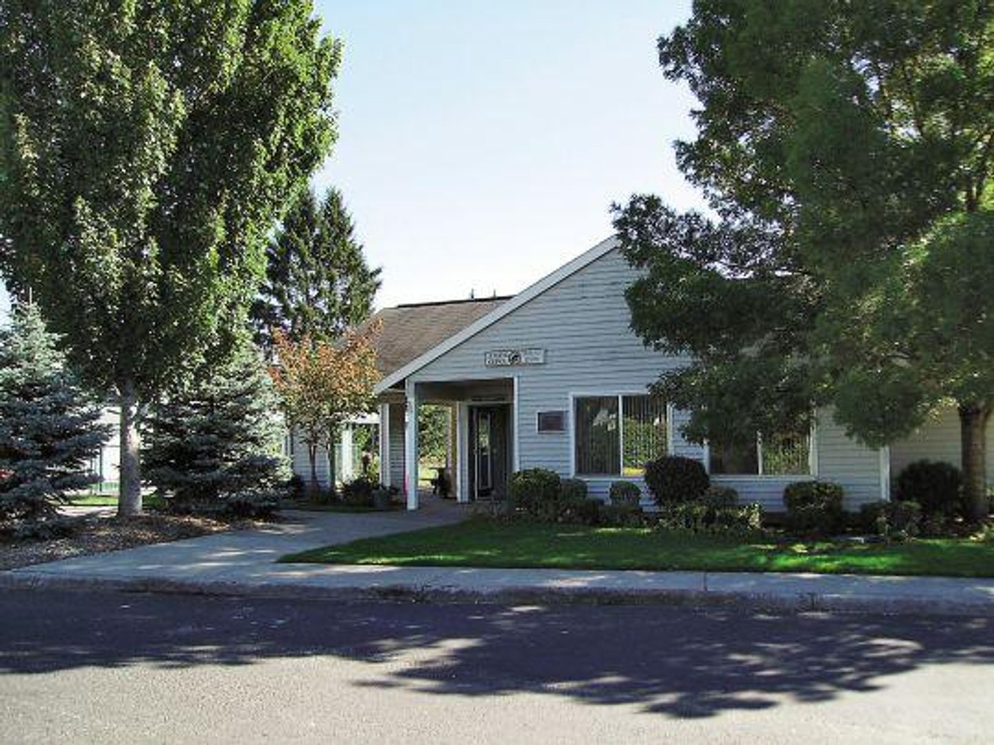 Steeple Chase Apartments, LLC 8 of 12