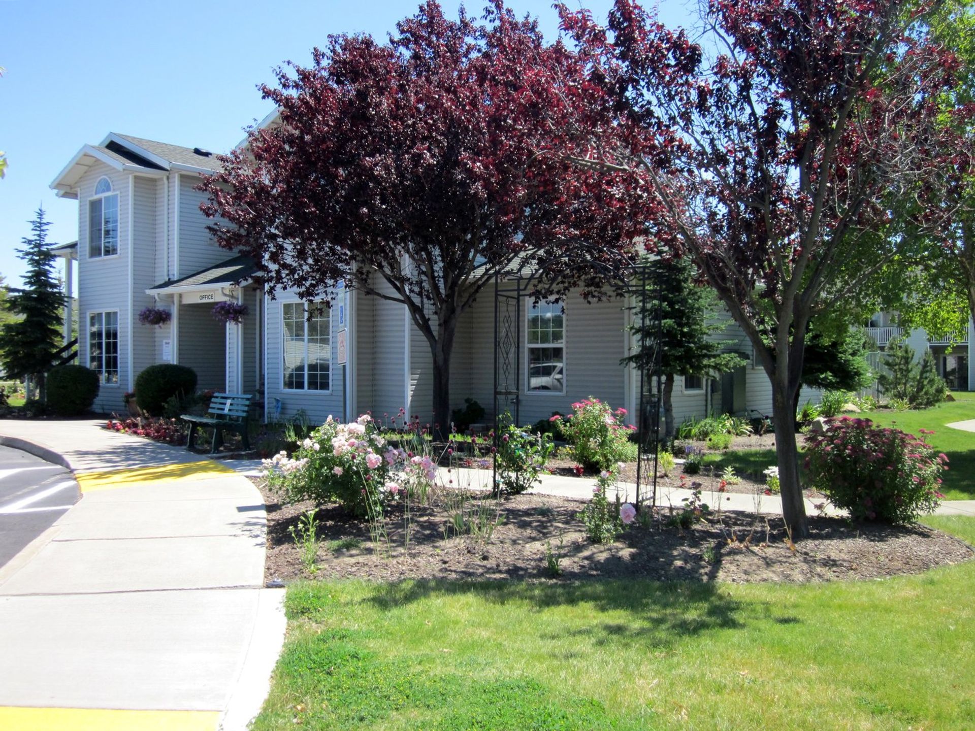 Briarwood Commons 5 of 12