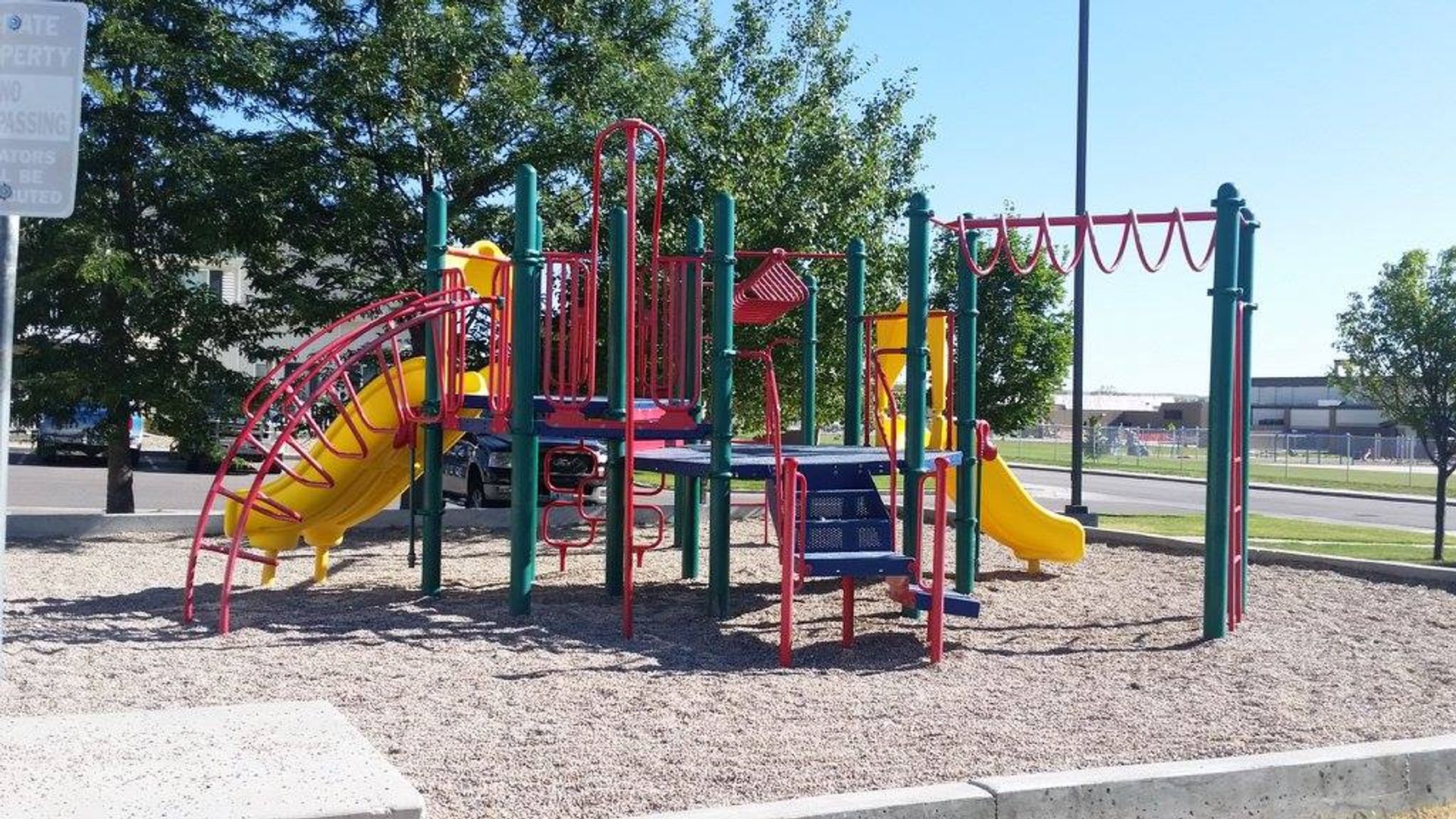 Douglas Apartment: 100 S Windriver Drive