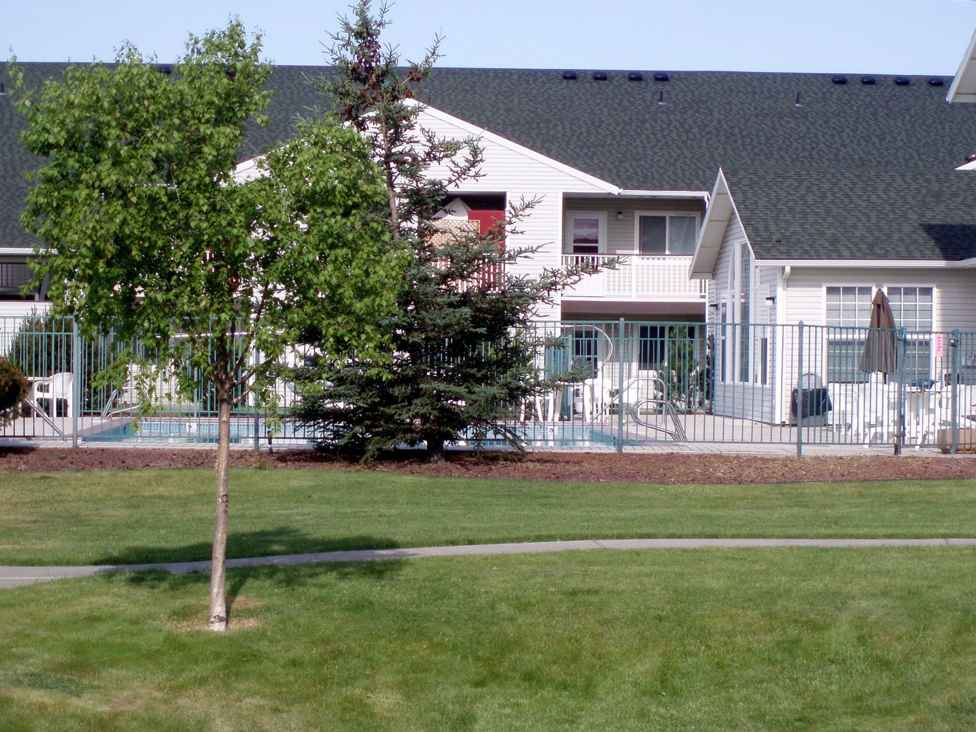 Briarwood Commons 7 of 12