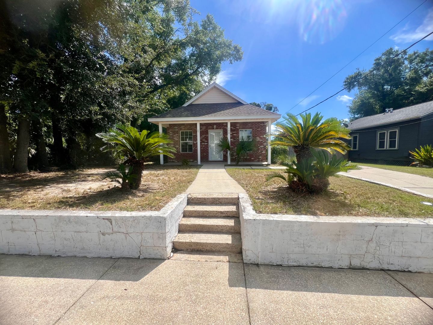 Pensacola House: 100 S. H Street