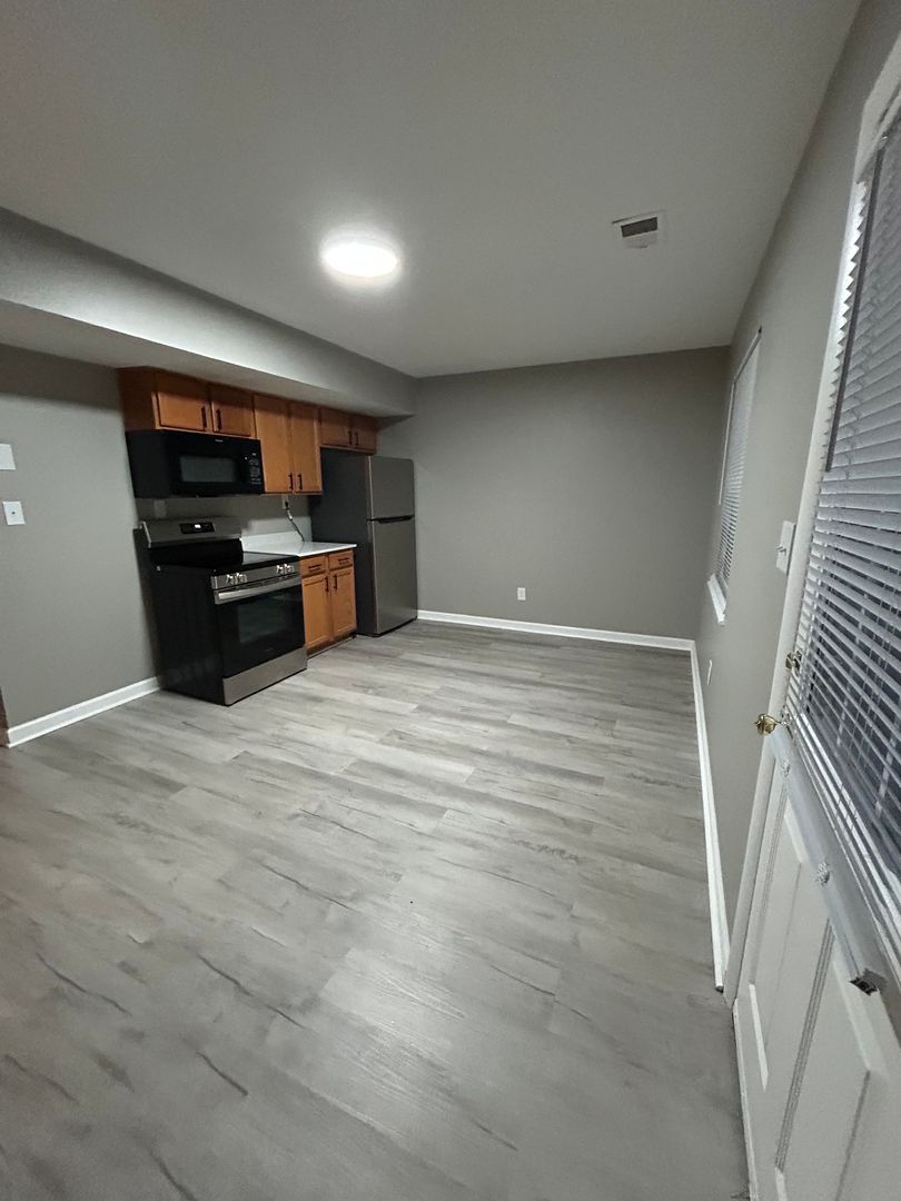 Louisville Townhome: 4300,4302,4304,4306, 4308,4310,4318,4320,4322,4324,& 4326 Pacelli Place