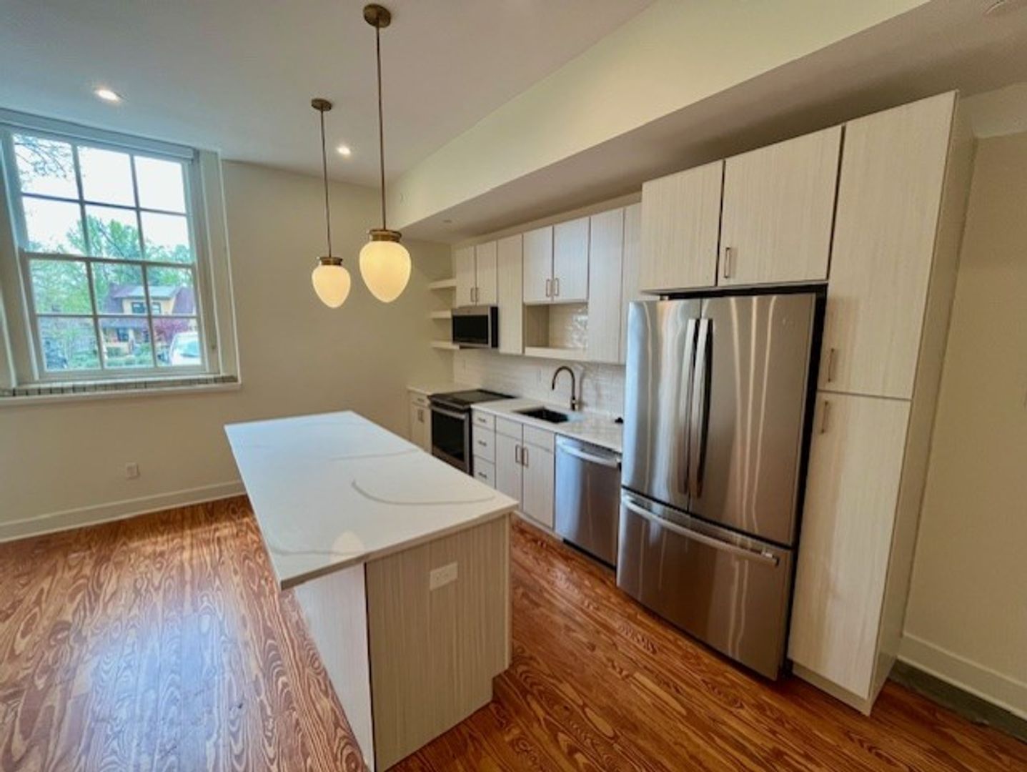 Louisville Apartment: 1810 Sils Avenue