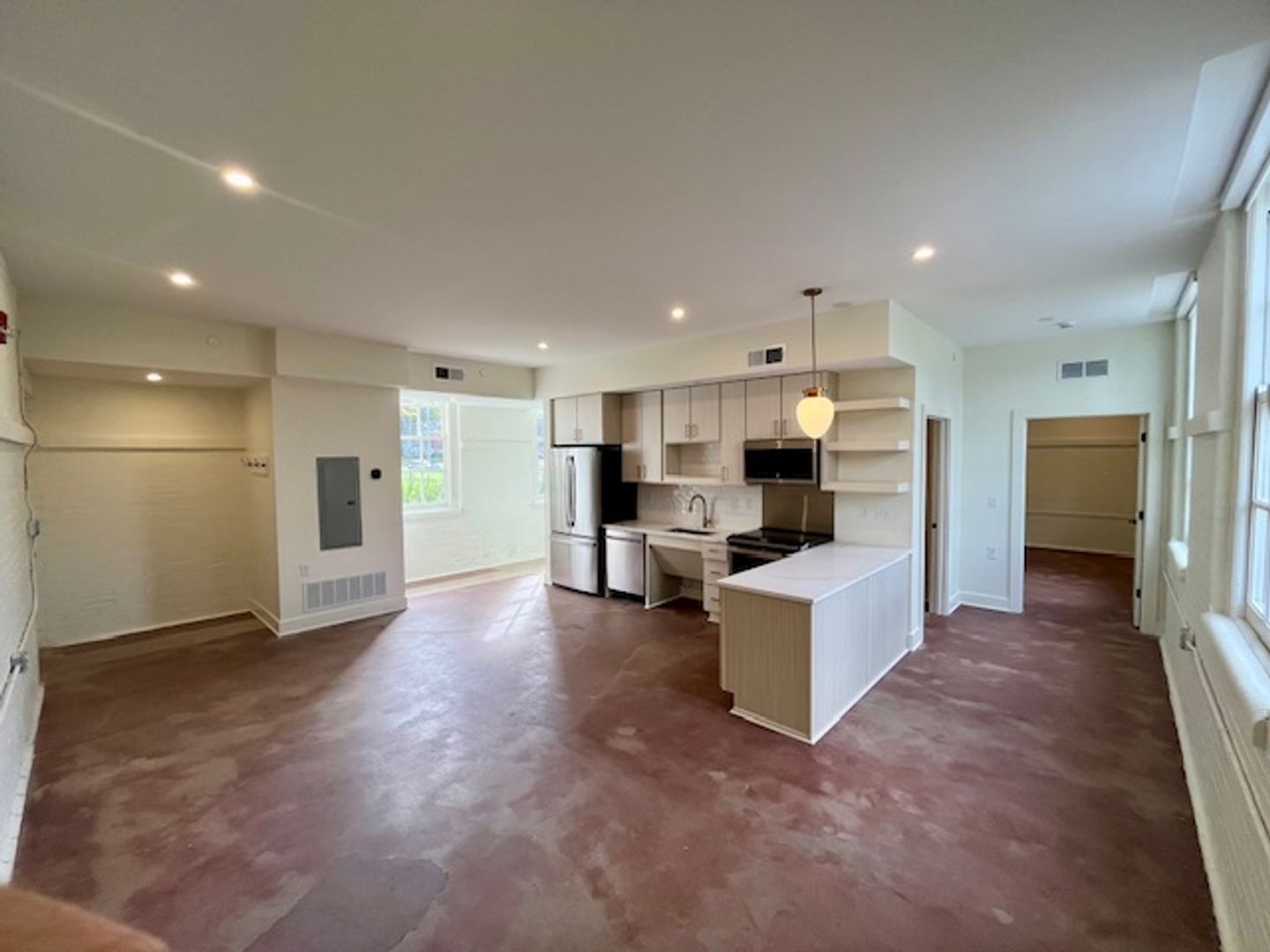 Louisville Apartment: 1810 Sils Avenue