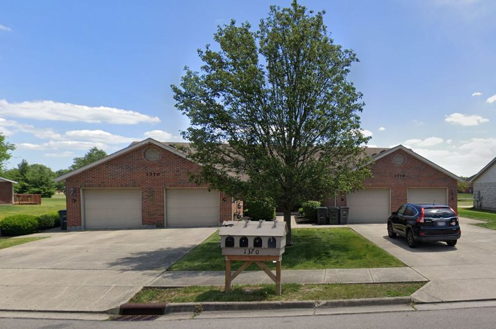 Modern & Spacious 2-Bedroom Ranch Condo – Available in Troy, OH!