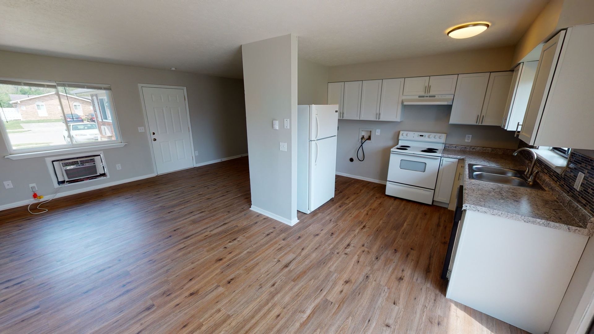 Huber Heights Apartment: 4502 Waynedale Circle