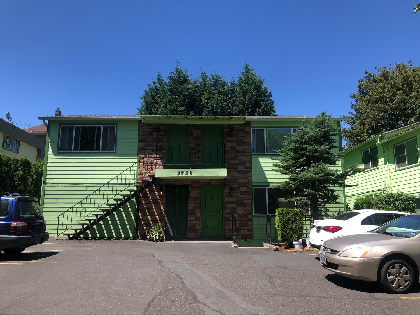 Portland Apartment: 3721 SE 13th Ave