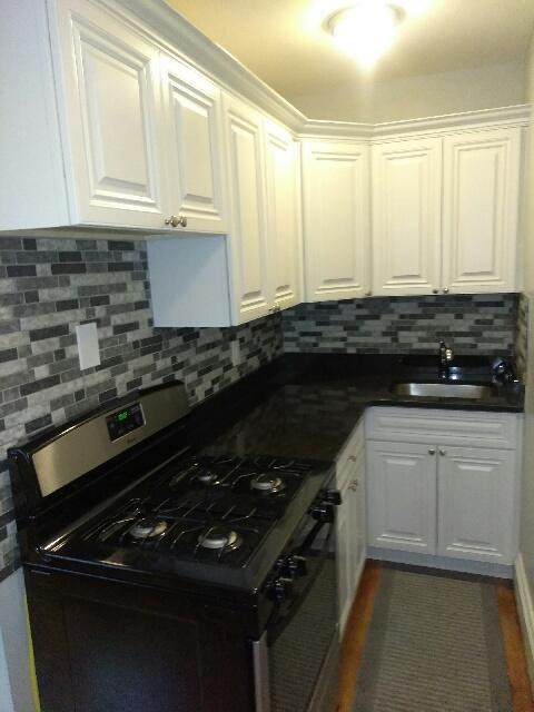 Salem Apartment: 182 Lafayette Street