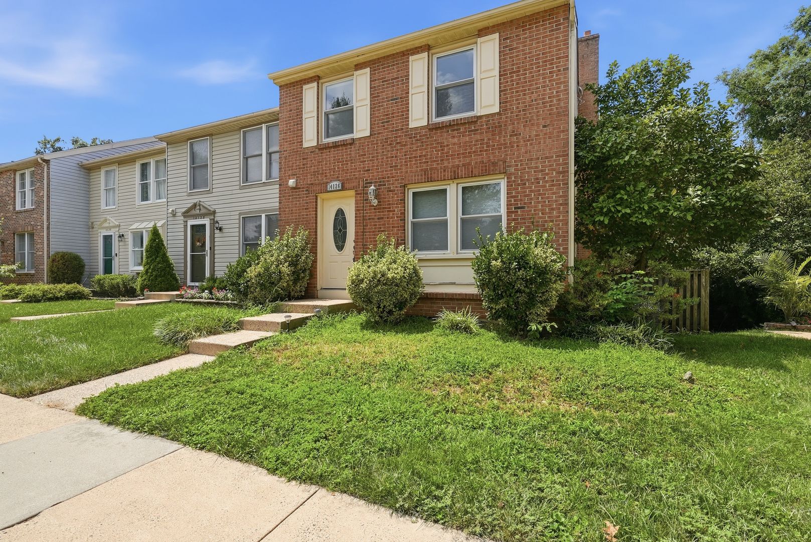 Centreville Townhome: 14126 Red River Dr