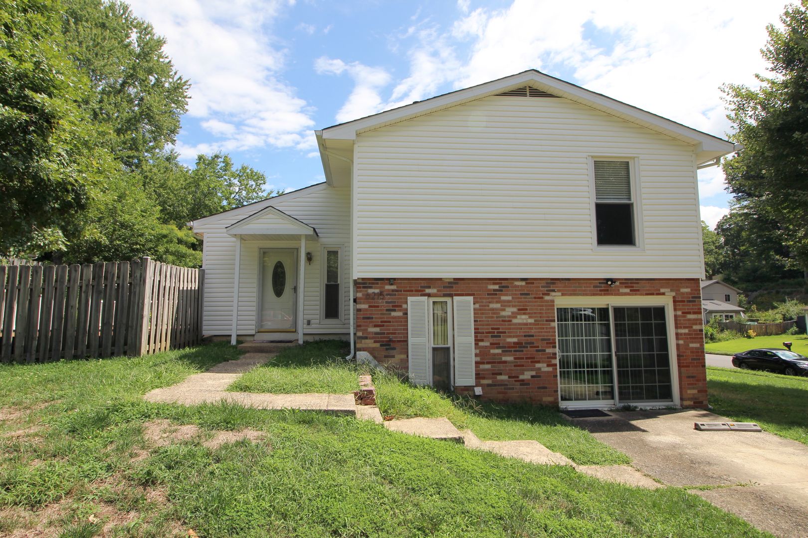 Burke House: 6215 Gemini Ct